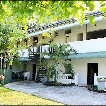 Mount Villa Dehiwala-Mont Lavinia Extérieur photo