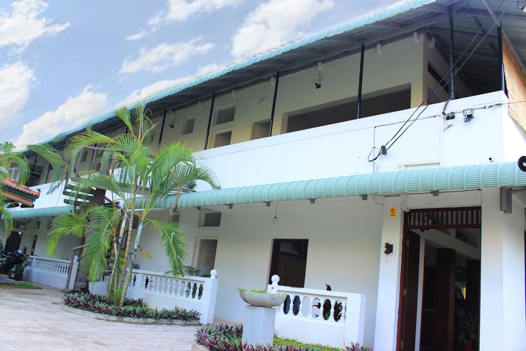 Mount Villa Dehiwala-Mont Lavinia Extérieur photo